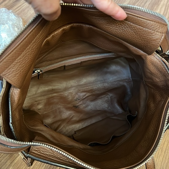 A195 - π―% authentic Gucci tote bag - Picture 13 of 16